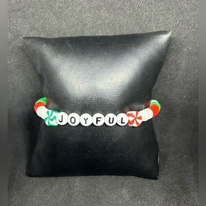 Joyful (Christmas) Heishi Bracelet